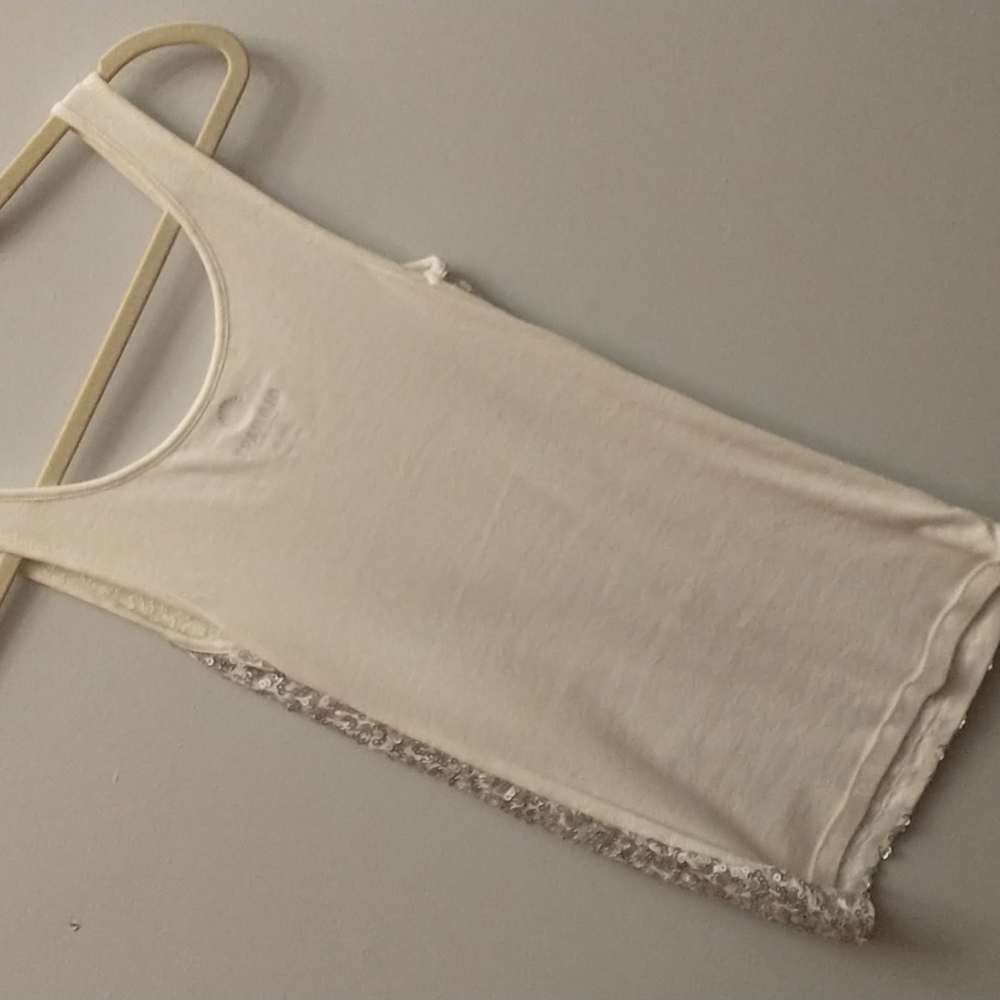 Old Navy Sequined Tank - Size XS - Picture 5 of 8